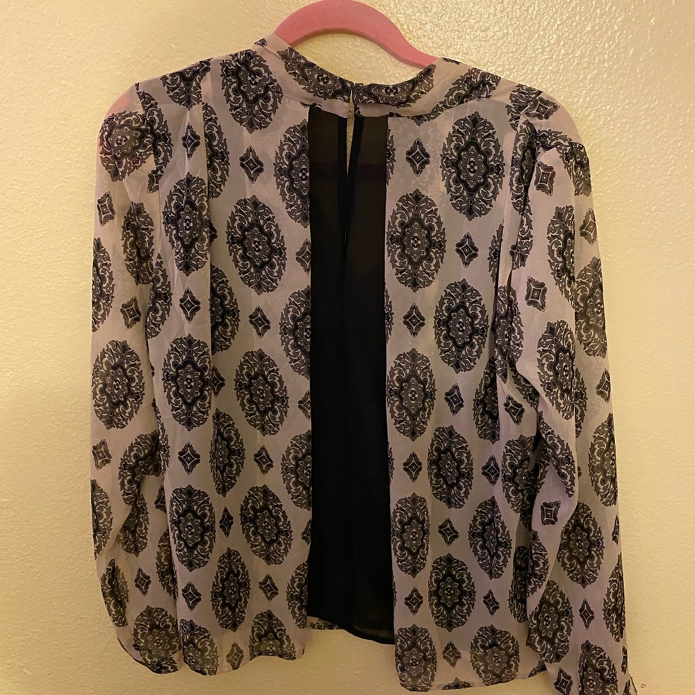 Blouse - Picture 2 of 2